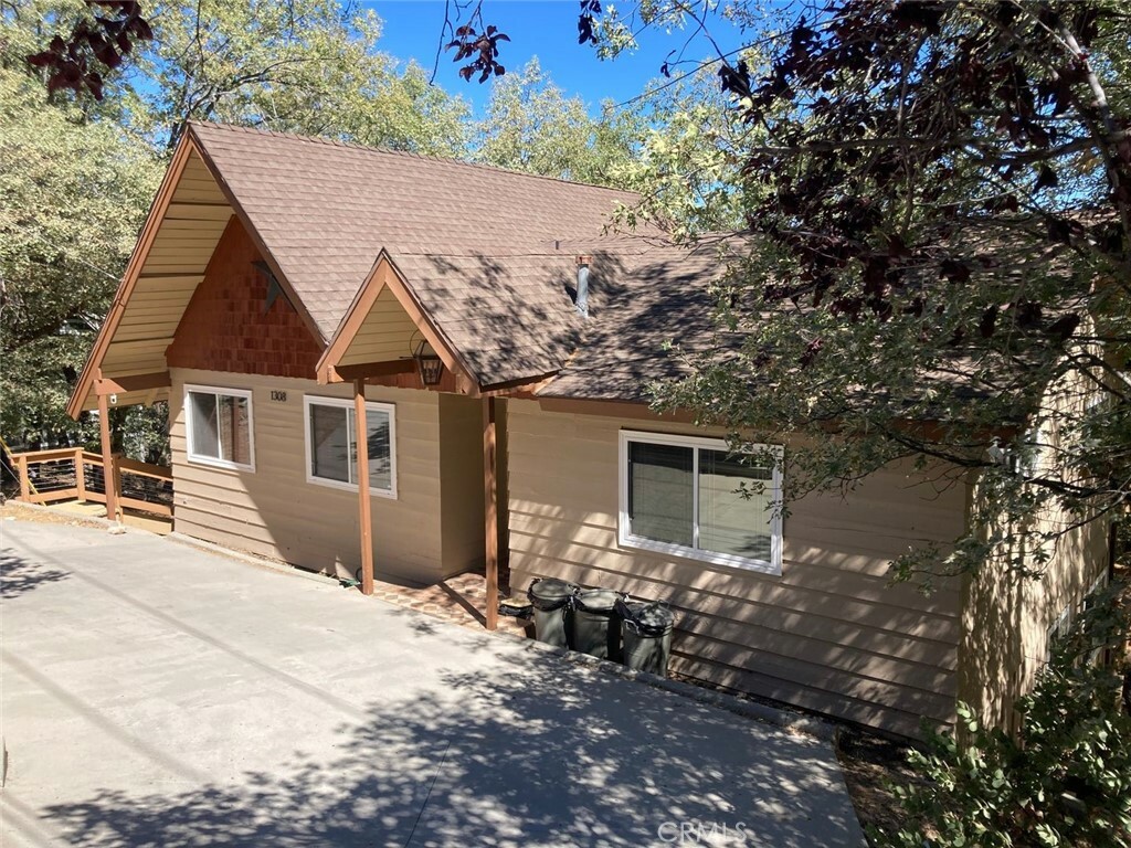 Property Photo:  1308 Sequoia Drive  CA 92352 