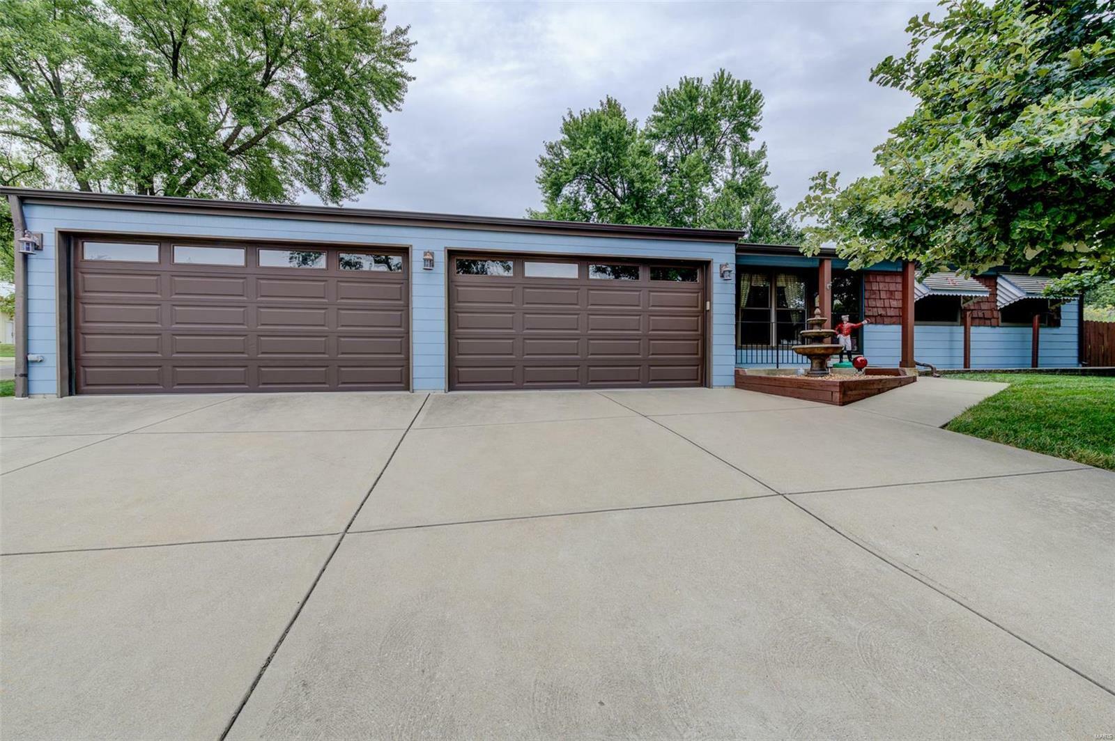 Property Photo:  2918 Sprucewood Drive  MO 63043 