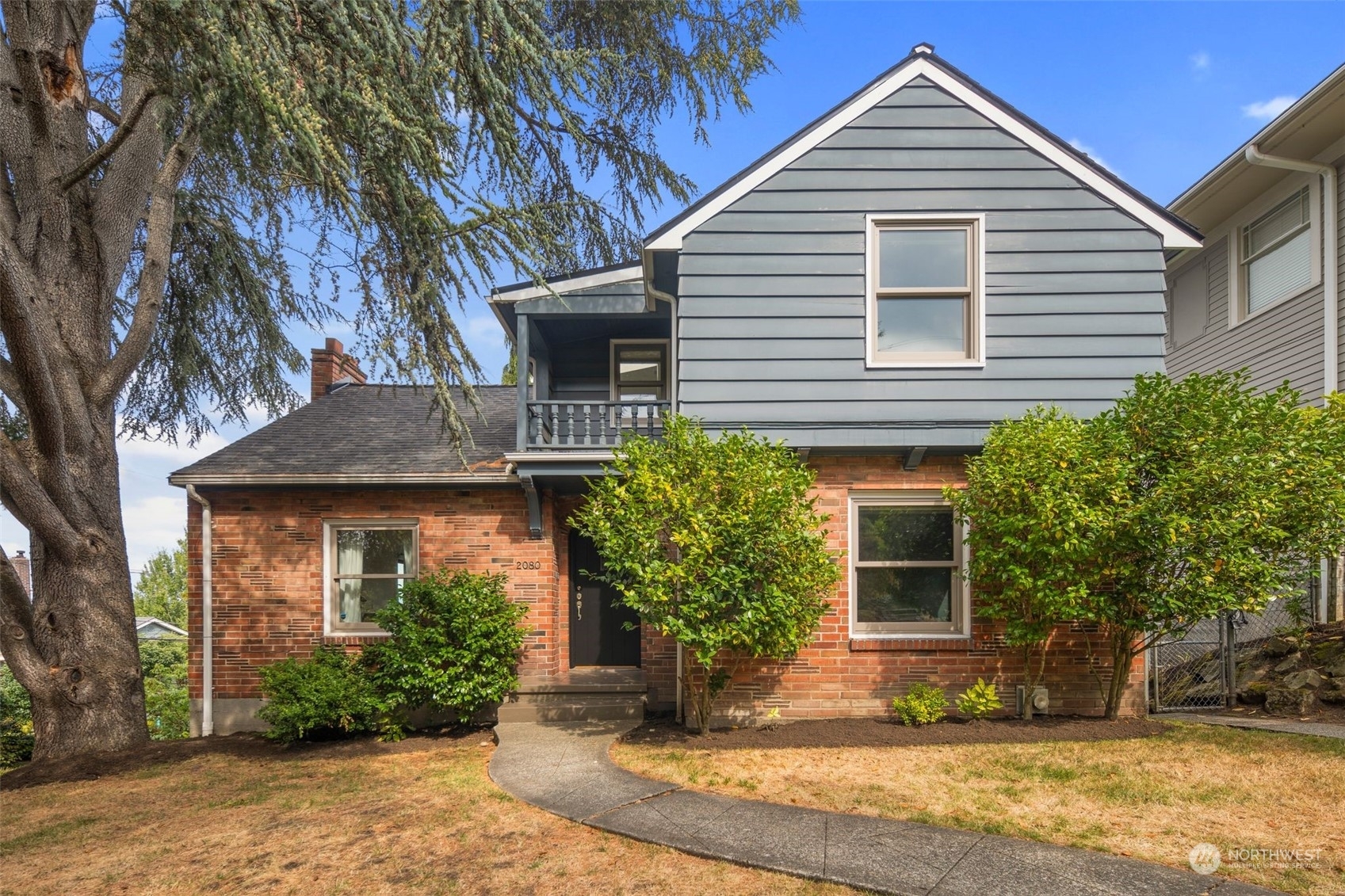 Property Photo:  2080 23rd Avenue E  WA 98112 