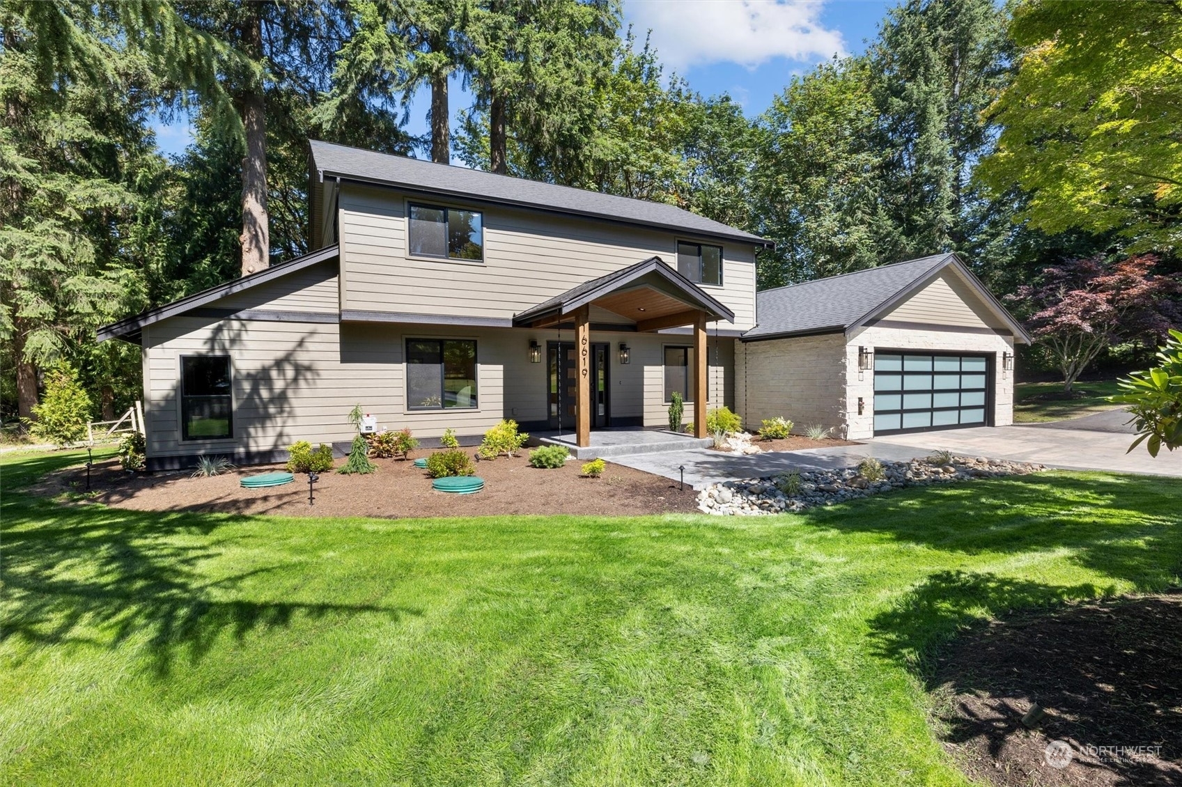 Property Photo:  16619  160th Place NE  WA 98072 