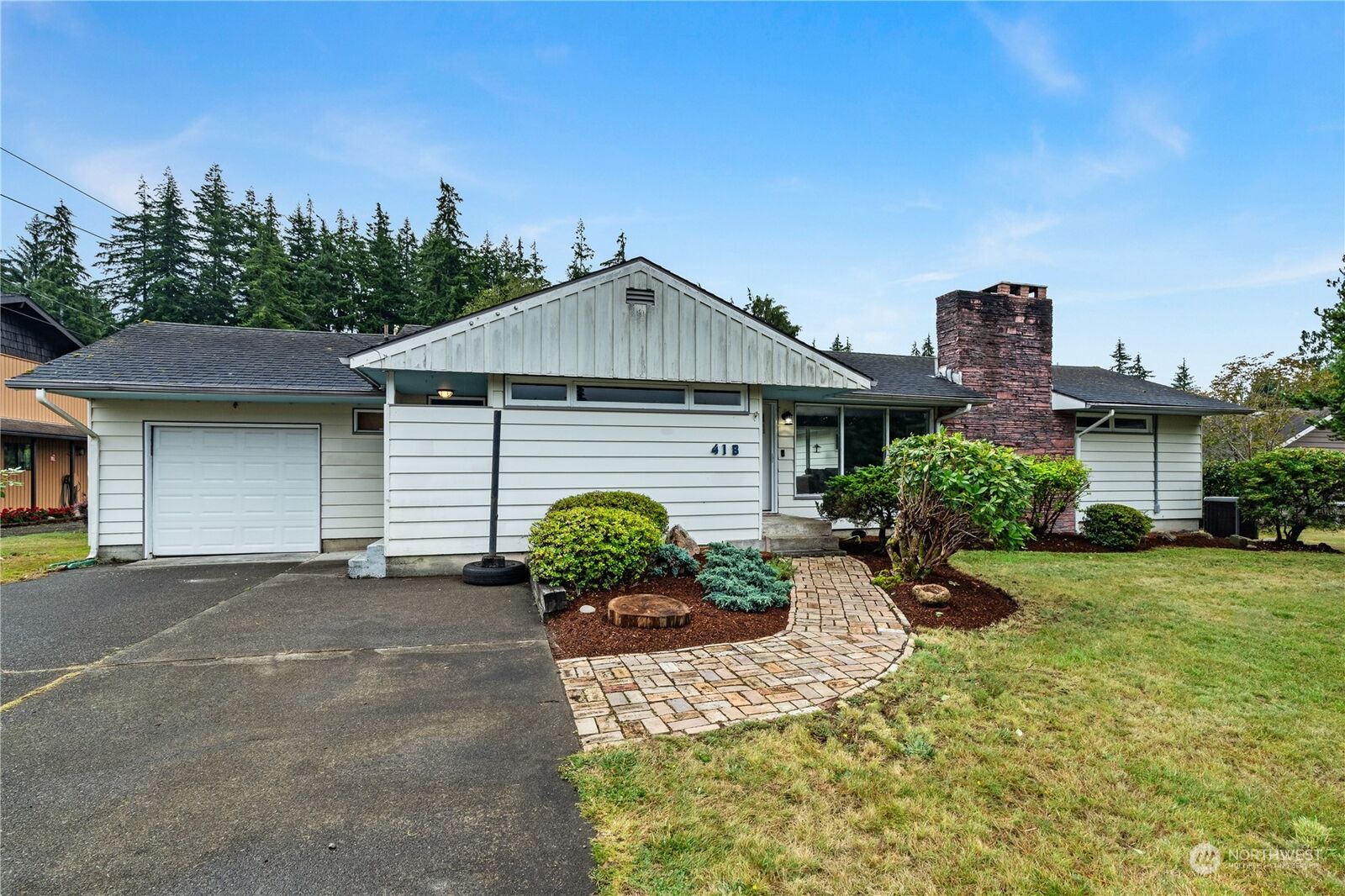 Property Photo:  418  Linkshire Drive  WA 98520 