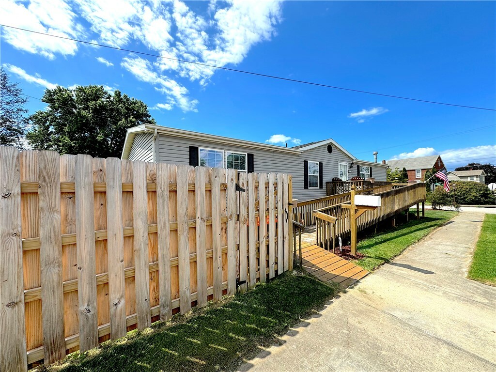 Property Photo:  2701 Watkins Avenue  PA 15650 