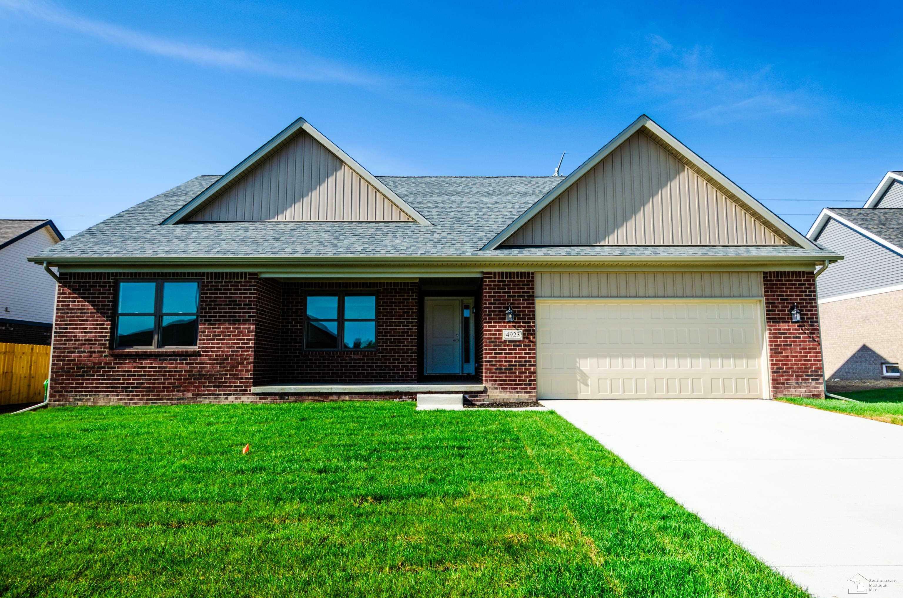 4923 Skylark Drive  Monroe MI 48161 photo