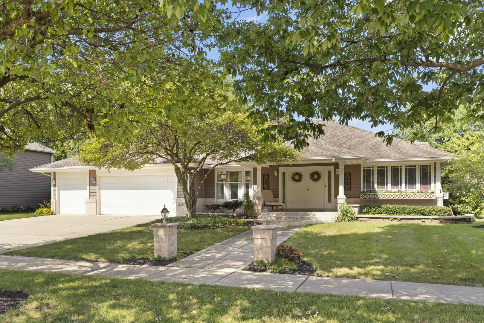 Property Photo:  2303 Boulder Court  IL 60565 