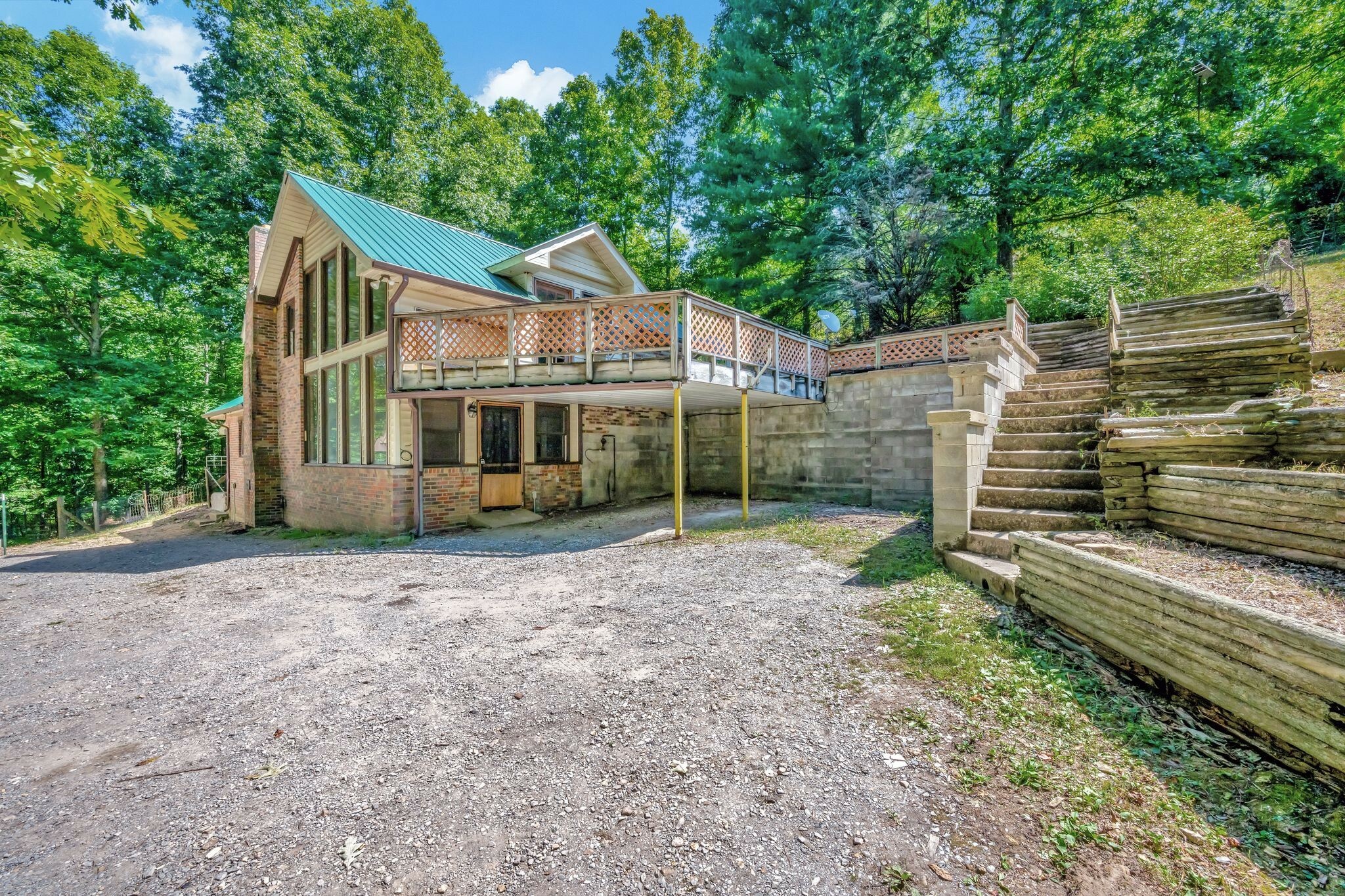 Property Photo:  10770 Lakeview Rd  TN 37025 