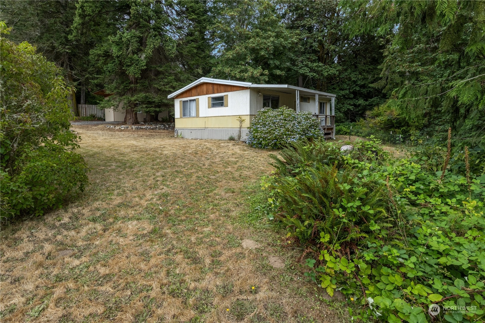 Property Photo:  20588 Western Avenue NE  WA 98342 