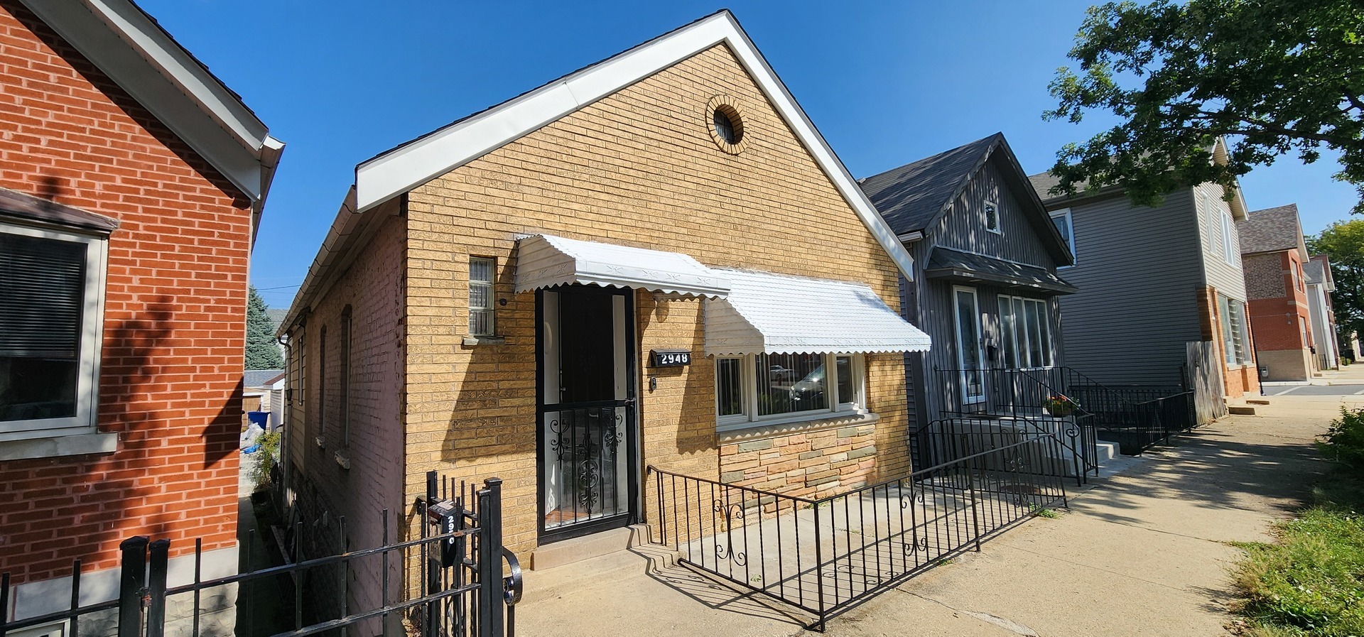 Property Photo: 2948 S Lyman Street IL 60608
