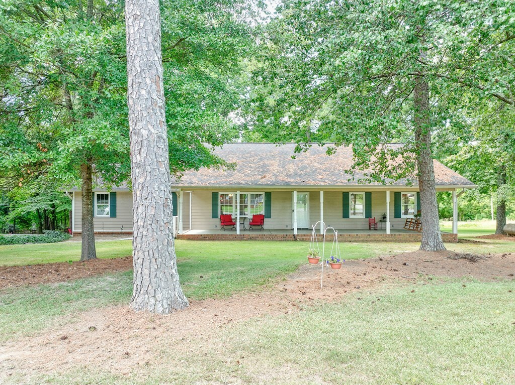 Property Photo:  115 Connie Drive  GA 30721 