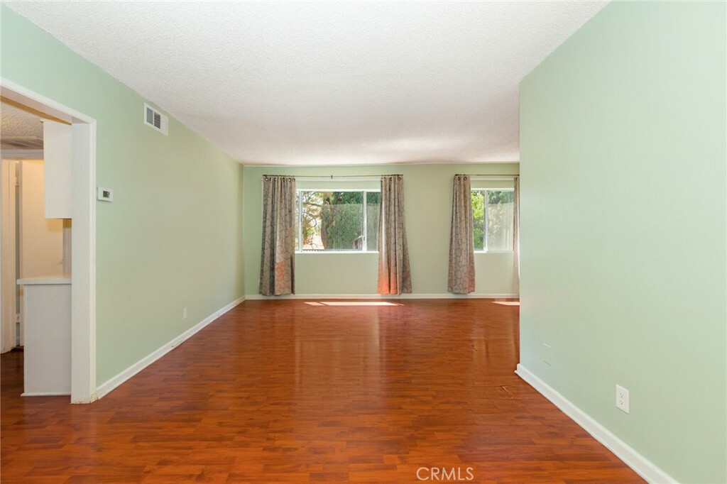 Property Photo:  20246 Cohasset Street 18  CA 91306 