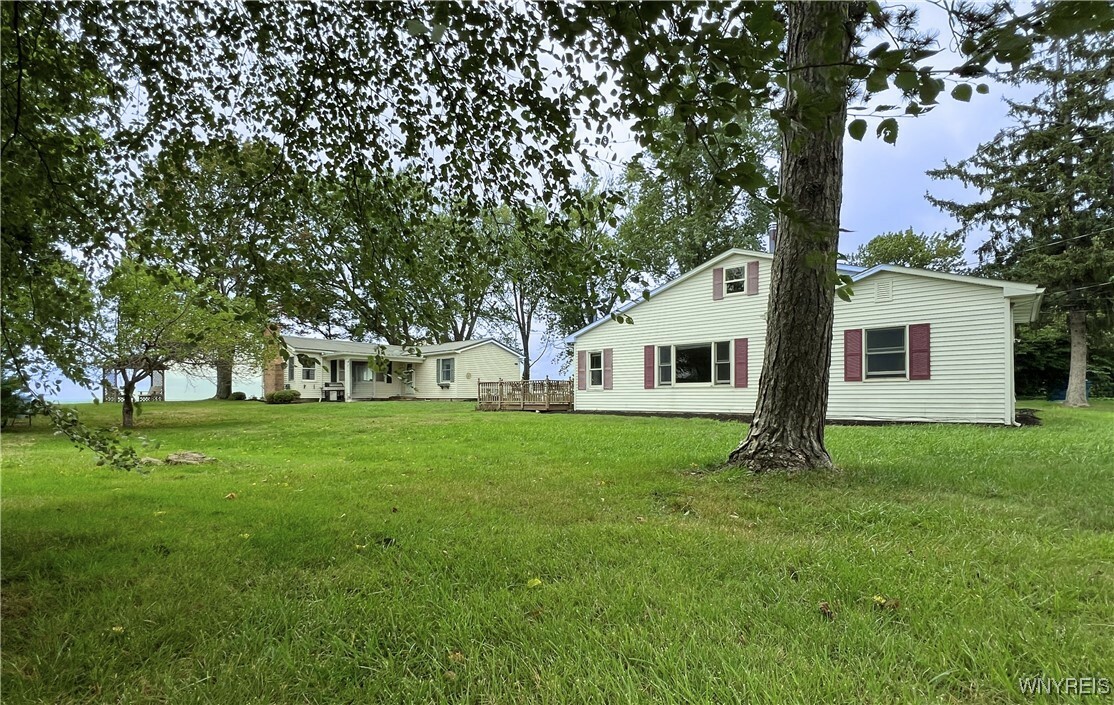 Property Photo:  9912 & 9910 Shorecliff Road  NY 14006 