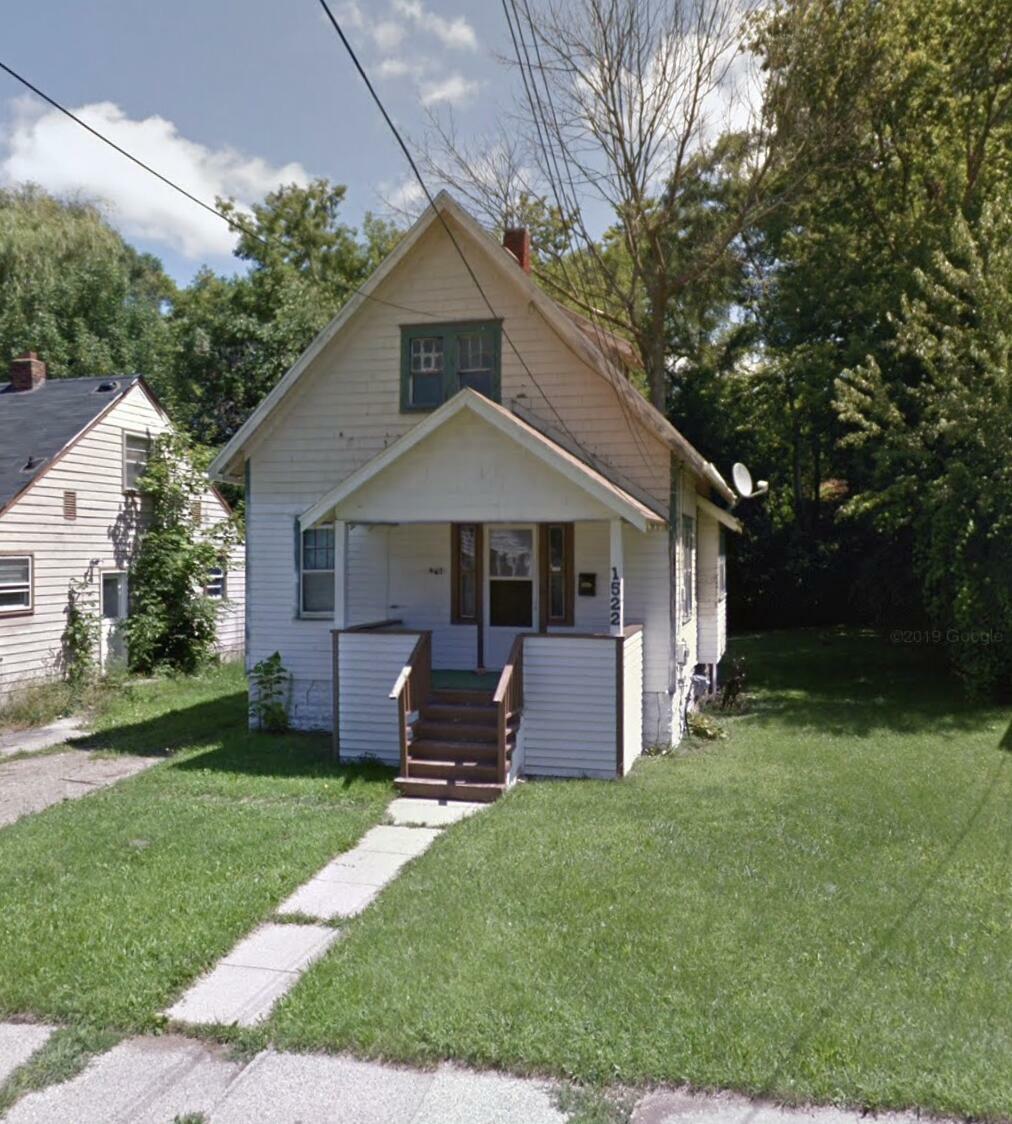 1522 Robertson Avenue  Lansing MI 48915 photo