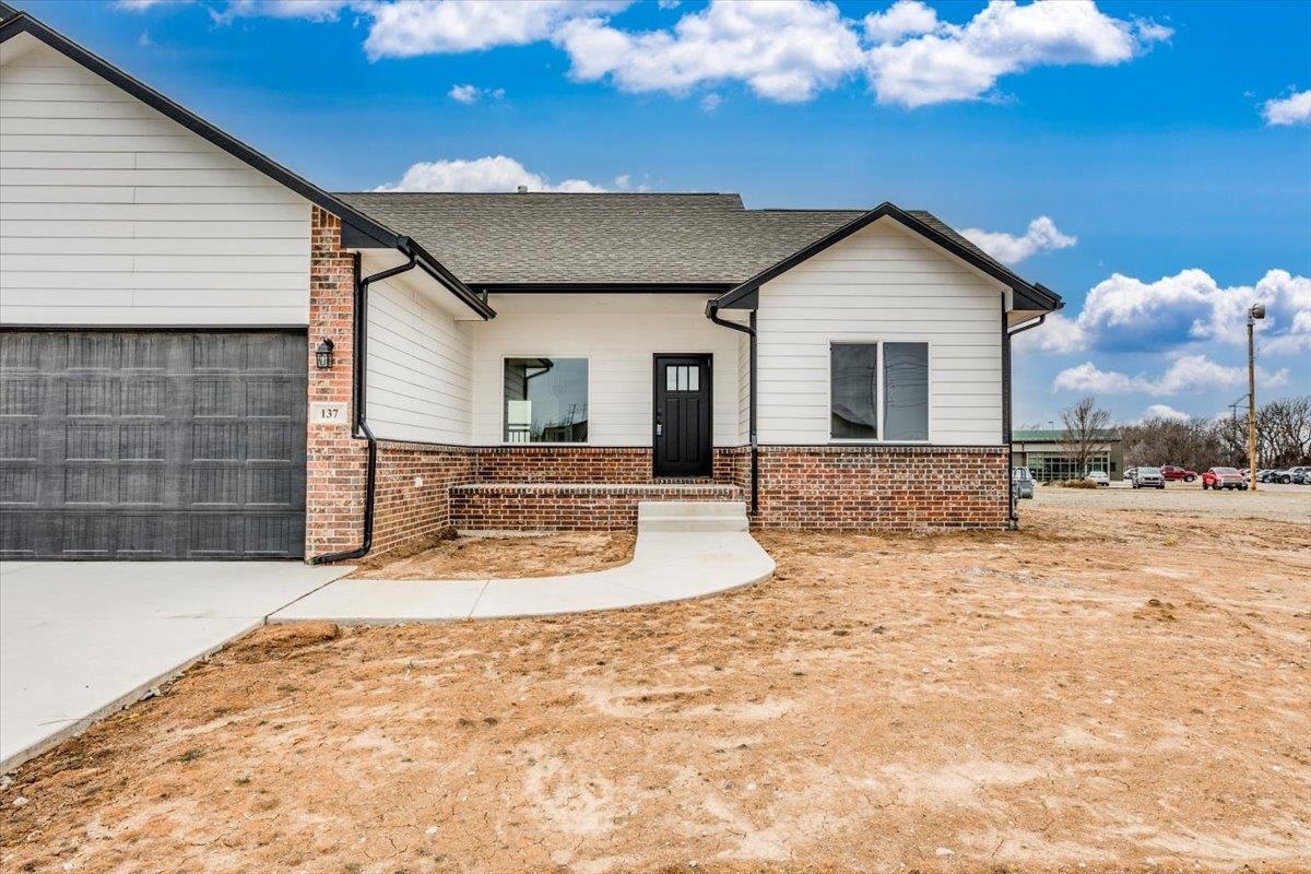 Property Photo: 137 N Ripley Ct KS 67037