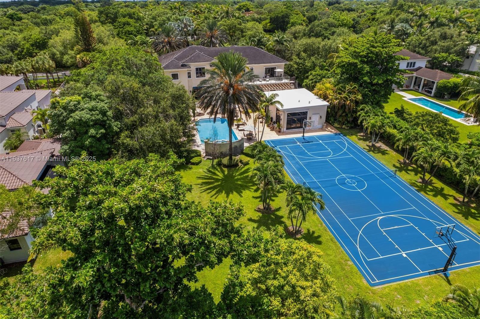 Property Photo: 12110 SW 60th Ct FL 33156