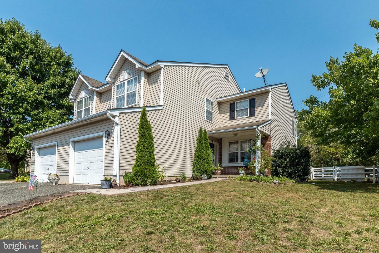 598 Thistle Drive  Pennsburg PA 18073 photo