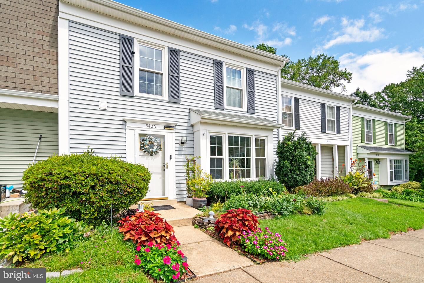 Property Photo:  5406 Riverboat Way  VA 22032 