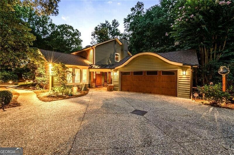 Property Photo:  395 W Spalding Drive  GA 30328 