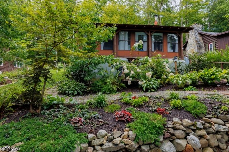 Property Photo: 95 Lakeside Dr NJ 07461