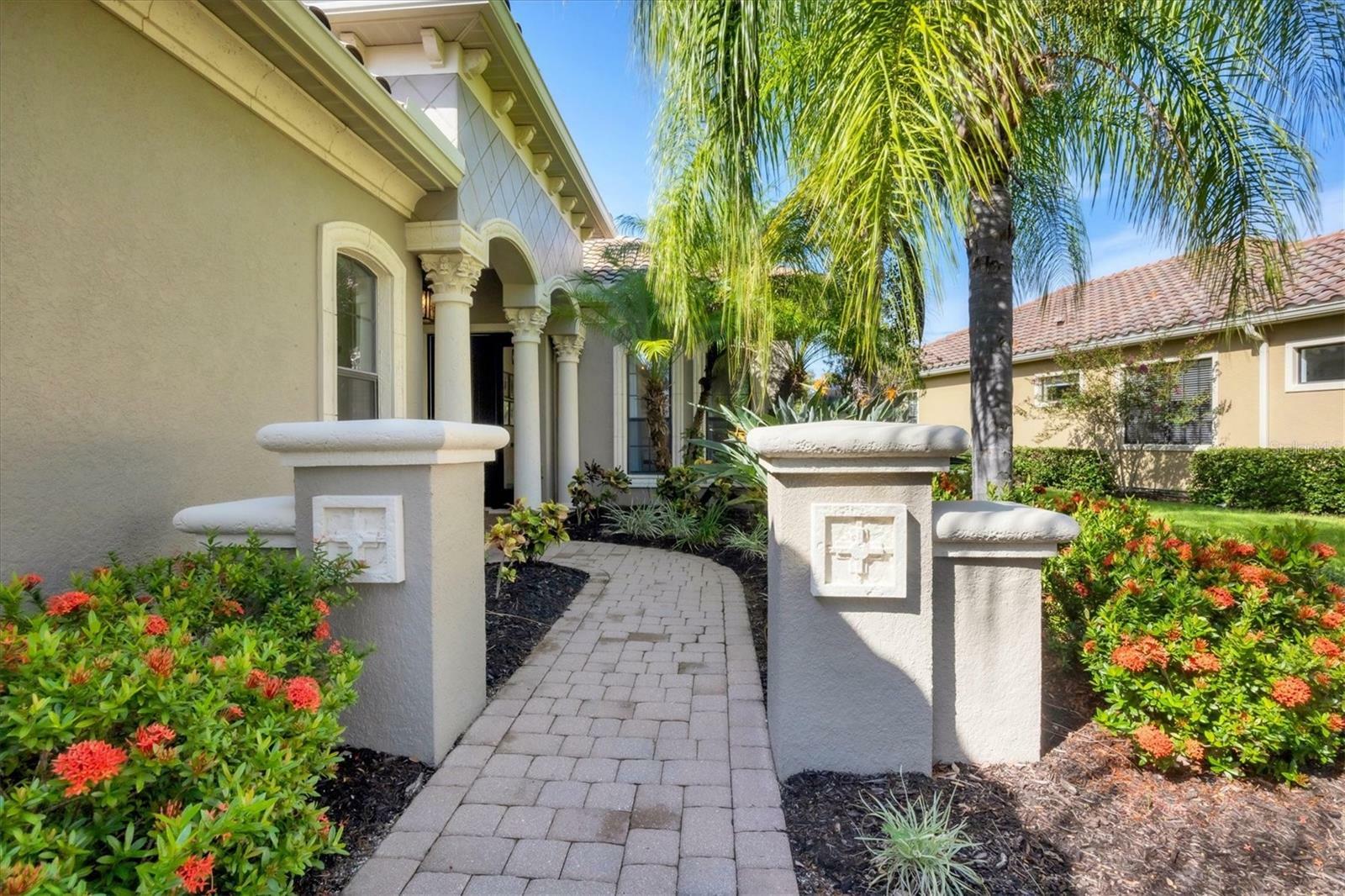 Property Photo:  7282 Belleisle Glen  FL 34202 