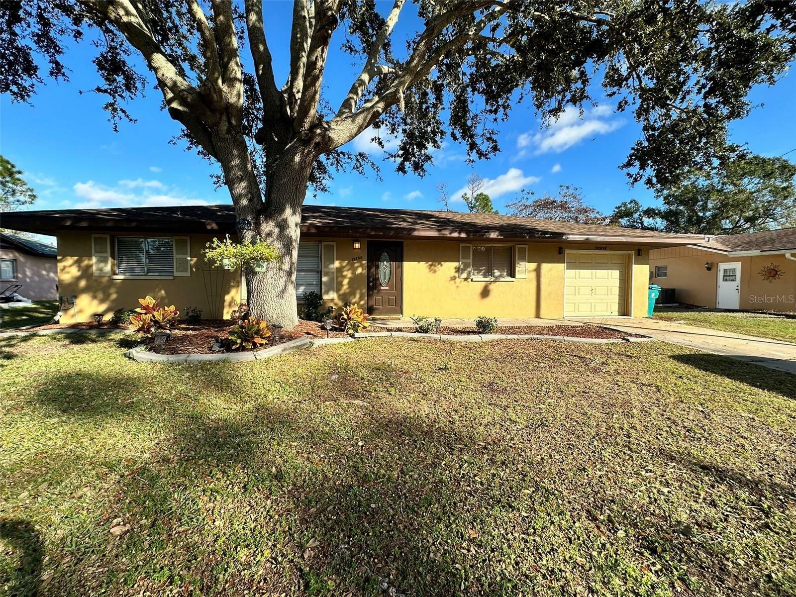 Property Photo:  21208 Alderson Avenue  FL 33952 