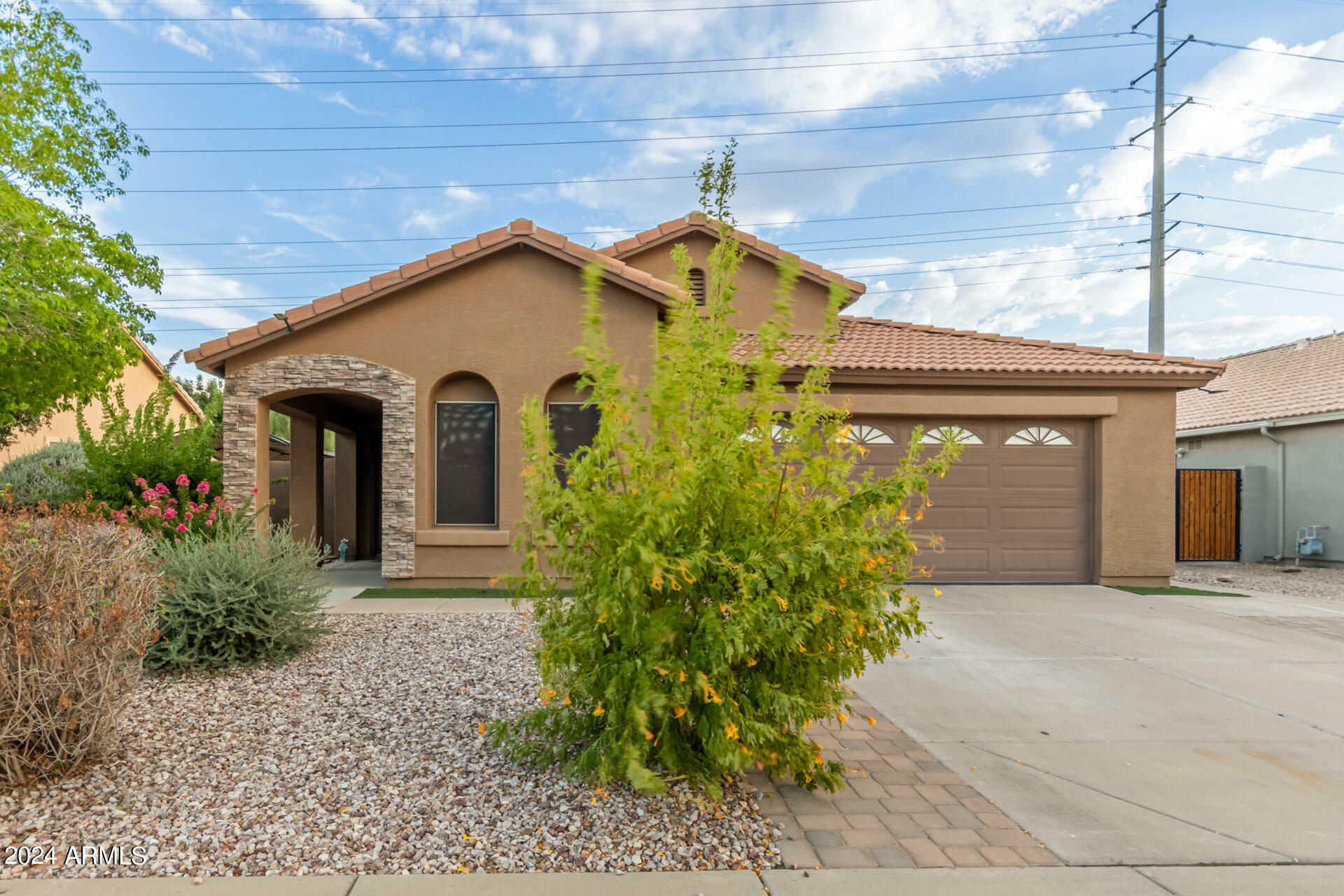 Property Photo:  1945 E Aloe Place  AZ 85286 