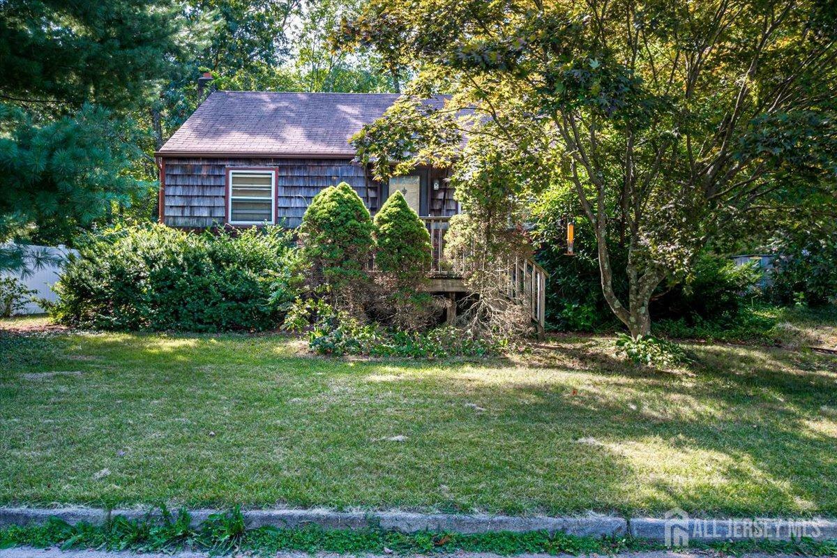 Property Photo:  24 Baker Drive  NJ 08828 