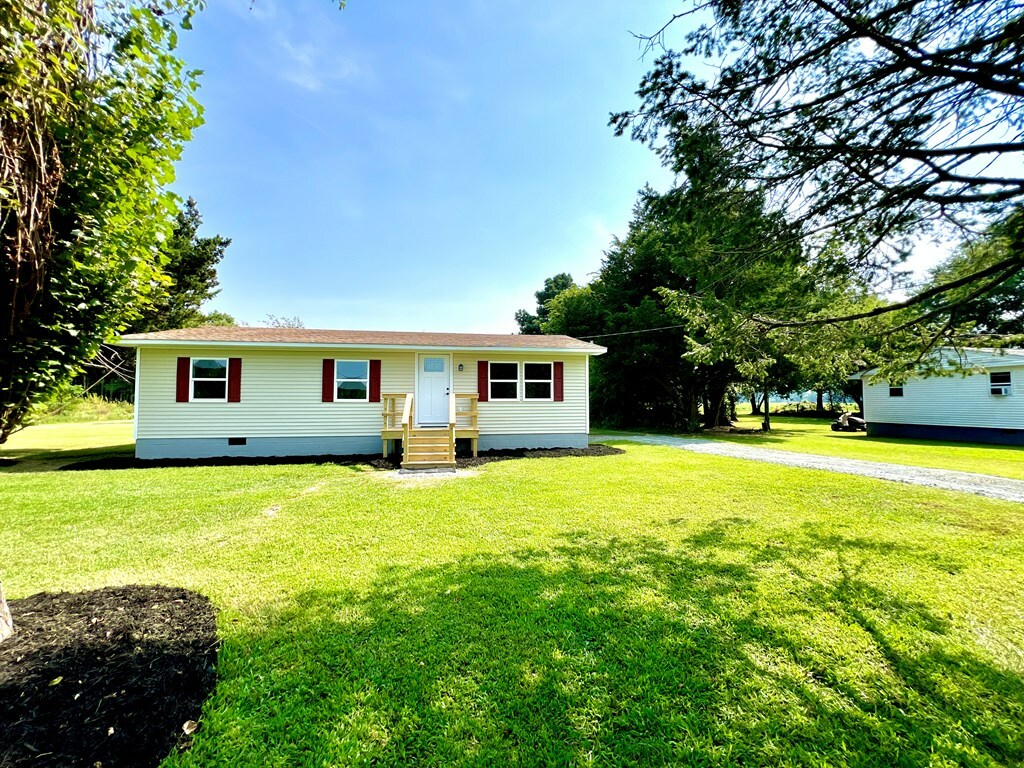 Property Photo:  5395 Saltworks Rd  VA 23398 