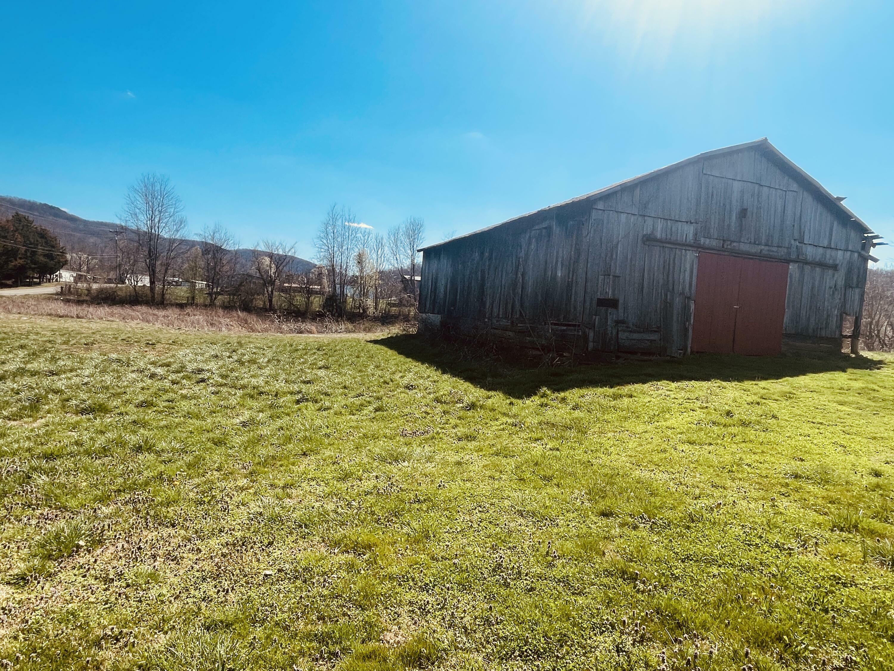 Property Photo:  1115 Highway 167  KY 42633 