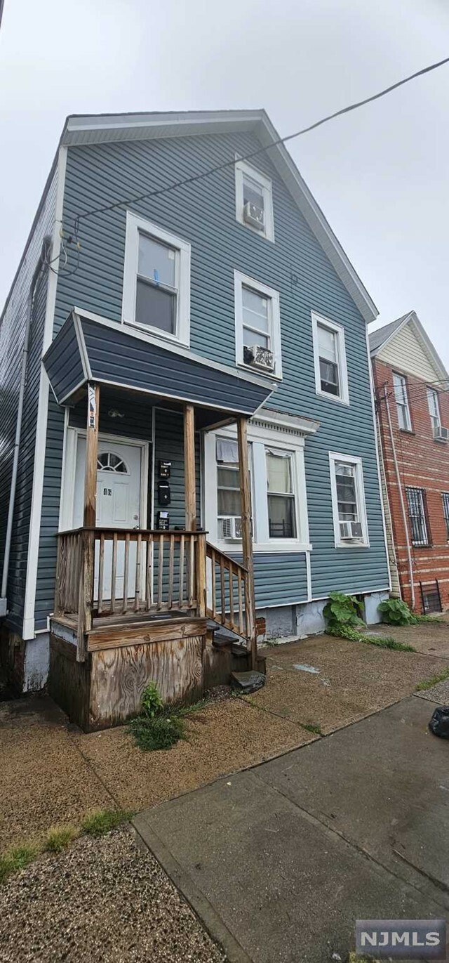 Property Photo:  46 19th Avenue  NJ 07103 