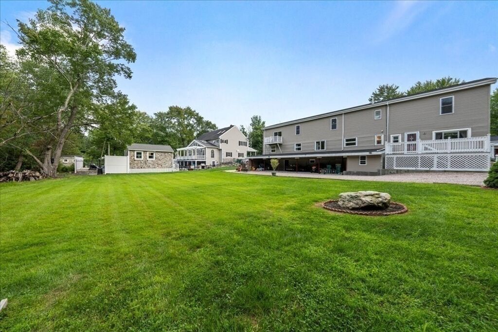 Property Photo:  92 Union St  MA 02062 