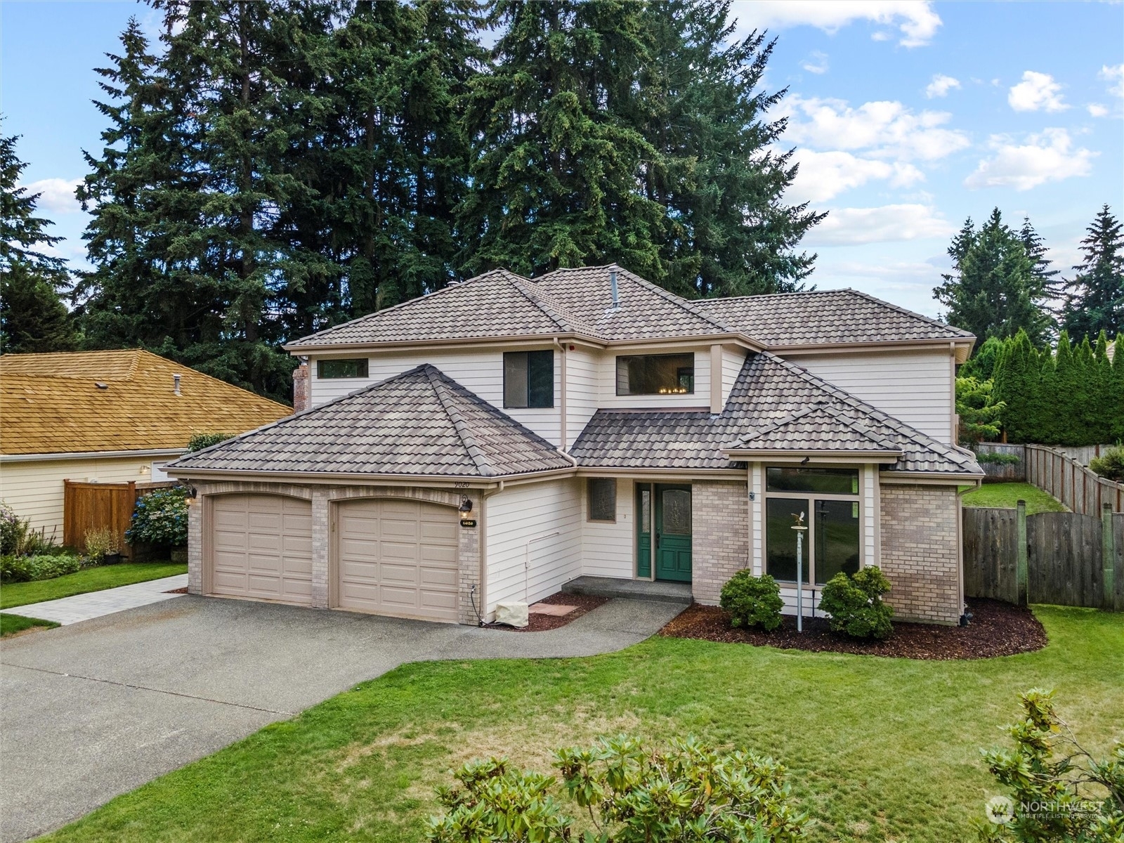 Property Photo:  9020 166th Street E  WA 98375 