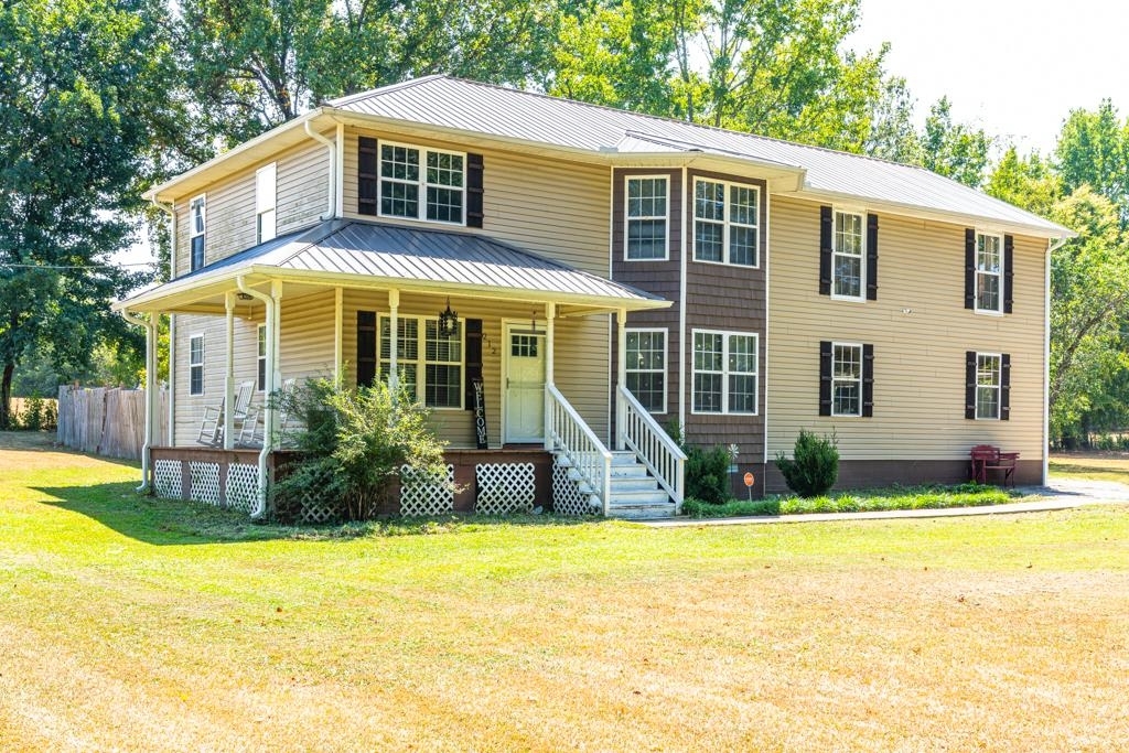 Property Photo:  212 Crunk Rd  AL 35633 - FLORENCE 