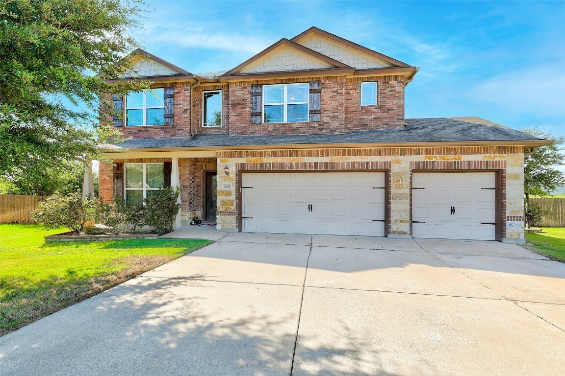 Property Photo:  6021 Roma Street  TX 78665 