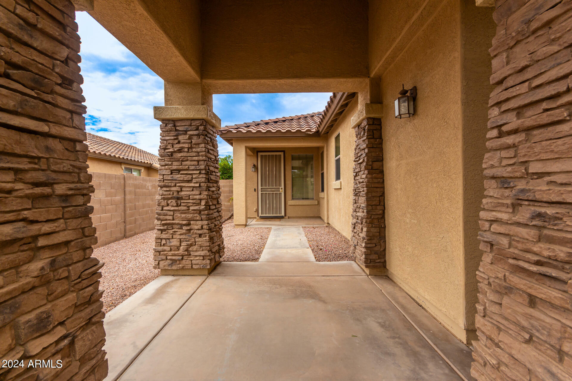 Property Photo:  2974 E Ravenswood Drive  AZ 85298 