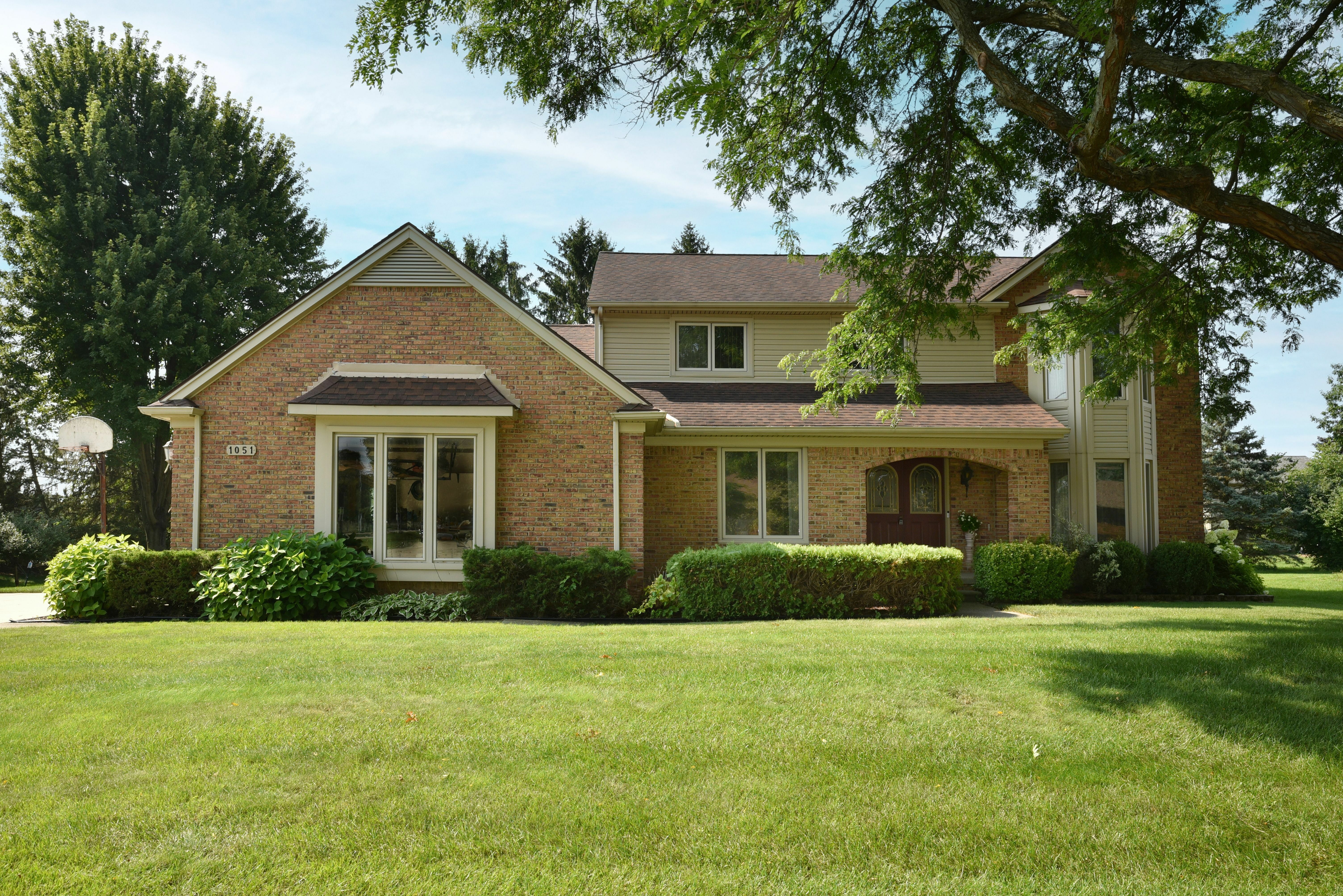 Property Photo:  1051 Byron Drive  MI 48098 4429 