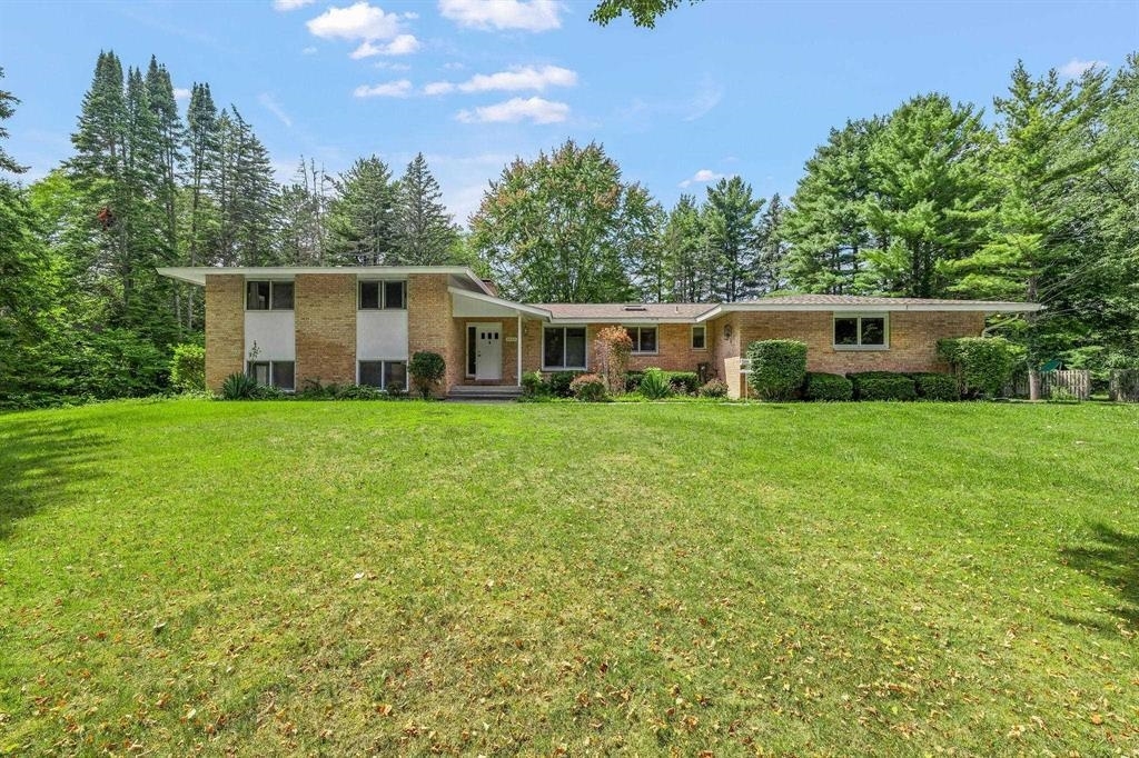 Property Photo:  4303 Linden Drive  MI 48640 