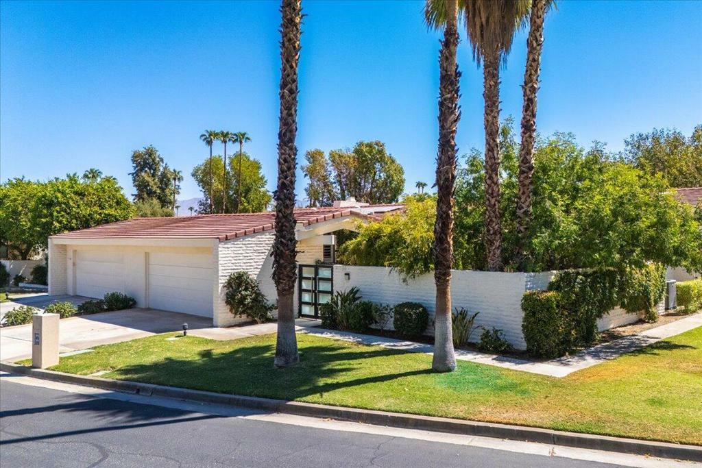 Property Photo:  44850 Guadalupe Drive  CA 92210 