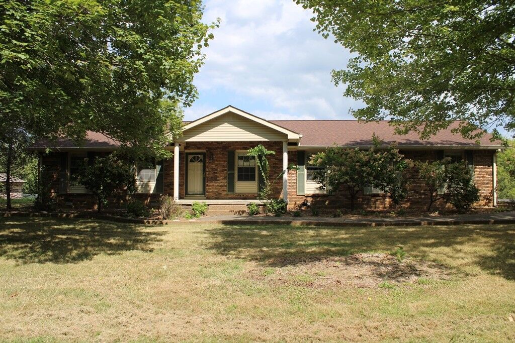 Property Photo: 343 Highway 49 TN 37178
