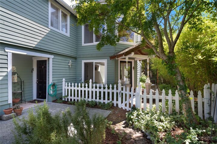 Property Photo:  1203  13th Street  WA 98368 