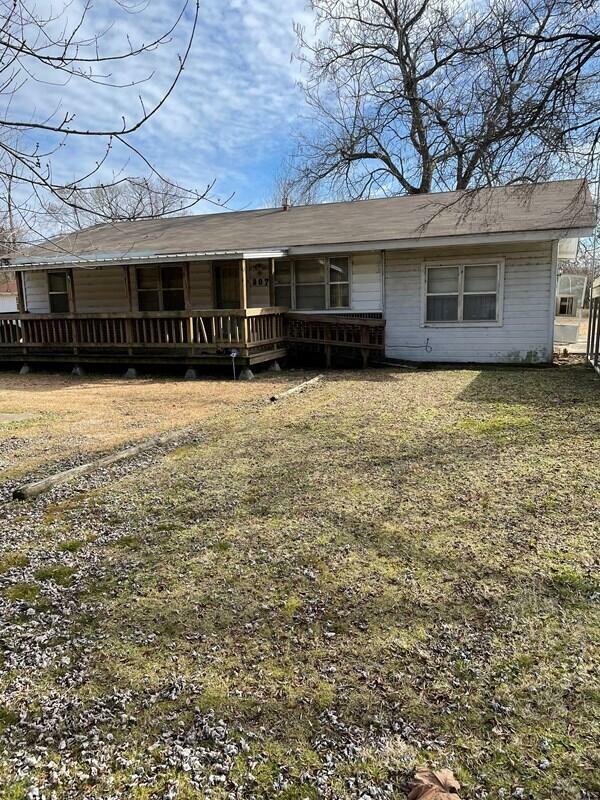 Property Photo:  307 S 7th Street  AR 72832 