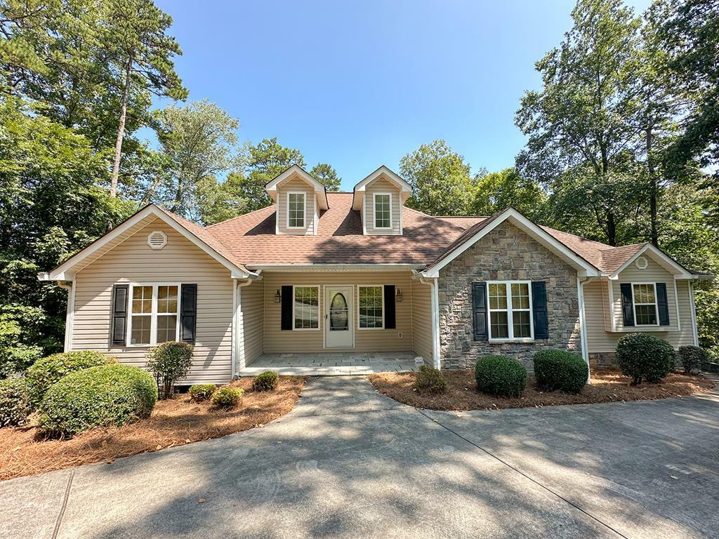 Property Photo:  1207 Lakeshore Drive  GA 30720 