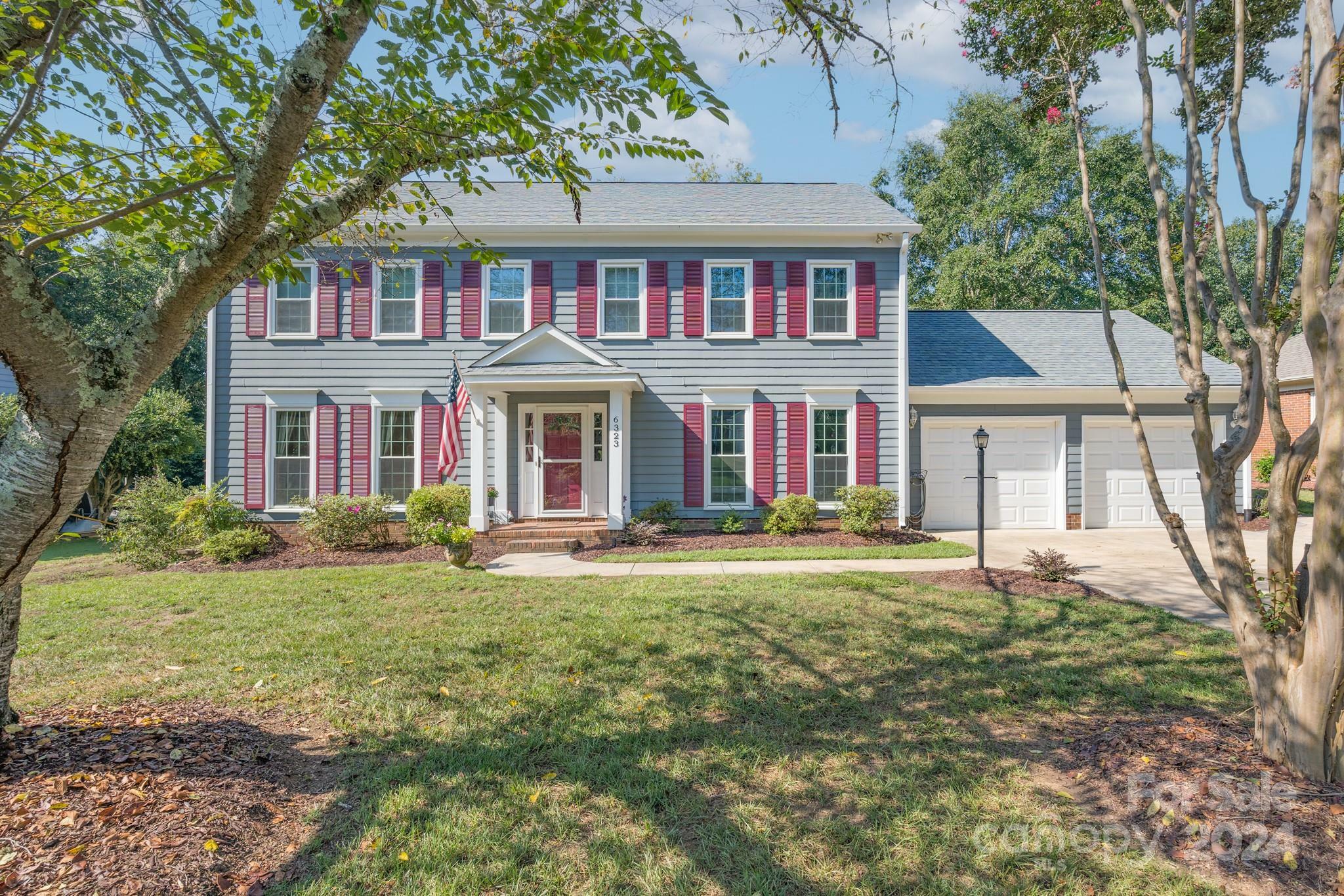 Property Photo:  6323 Willow Run Drive  NC 28277 