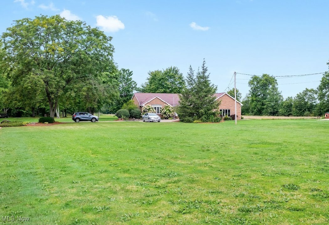 Property Photo:  6061 Phillips Rice Road  OH 44410 