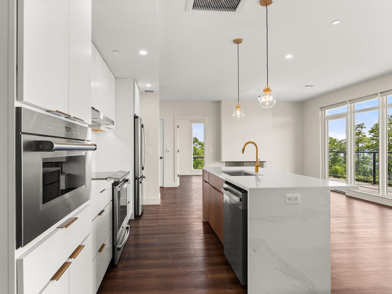 Property Photo: 125 Cambrian Way VT 05401