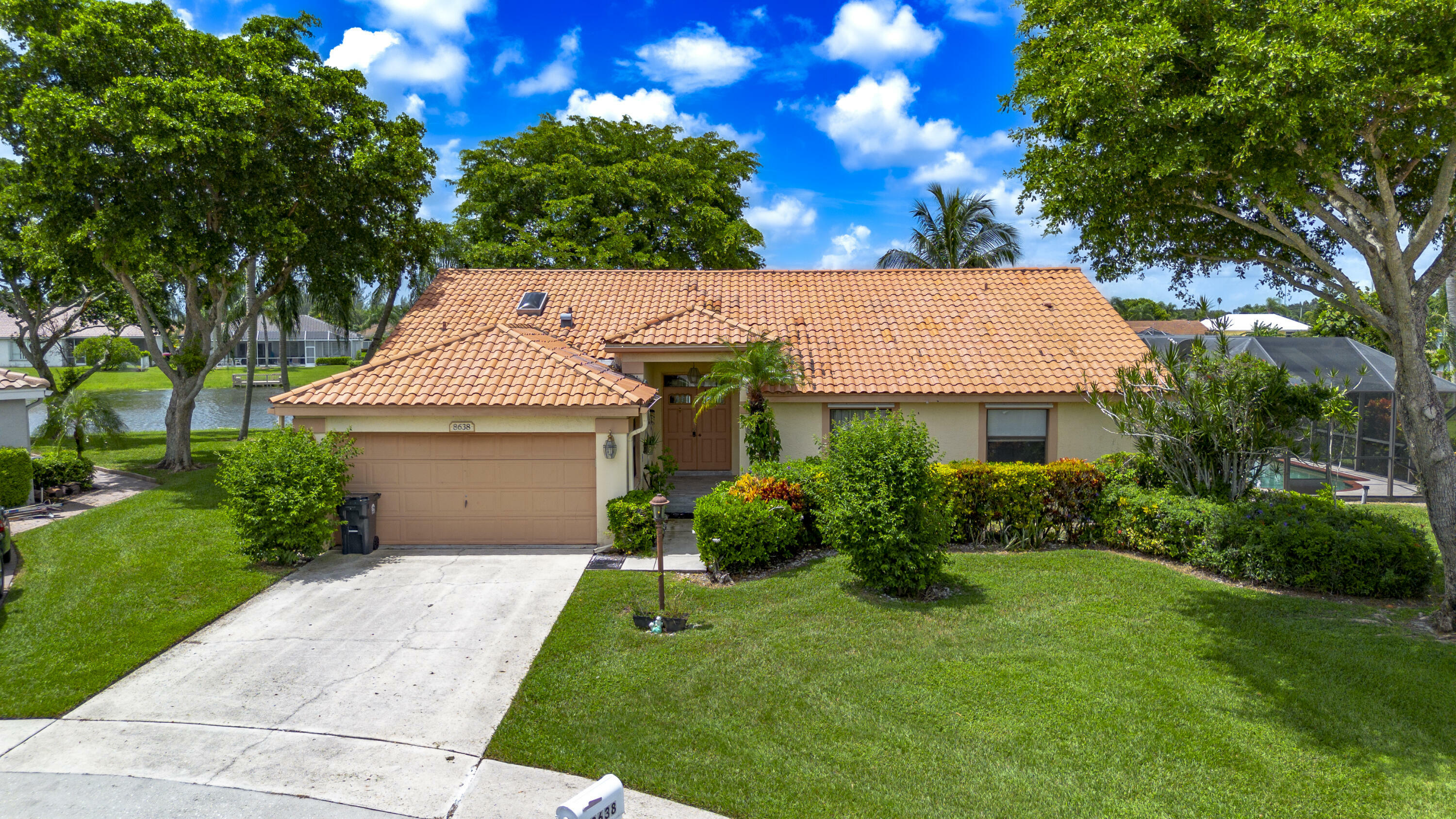 Property Photo:  8638 Egret Isle Terrace  FL 33467 