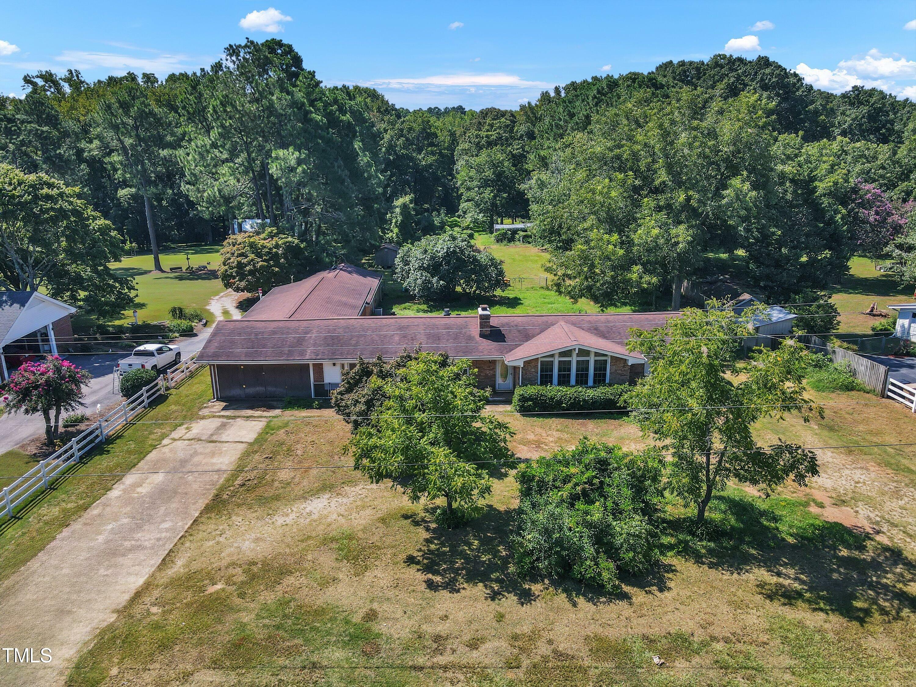 Property Photo:  408 Rand Road  NC 27603 