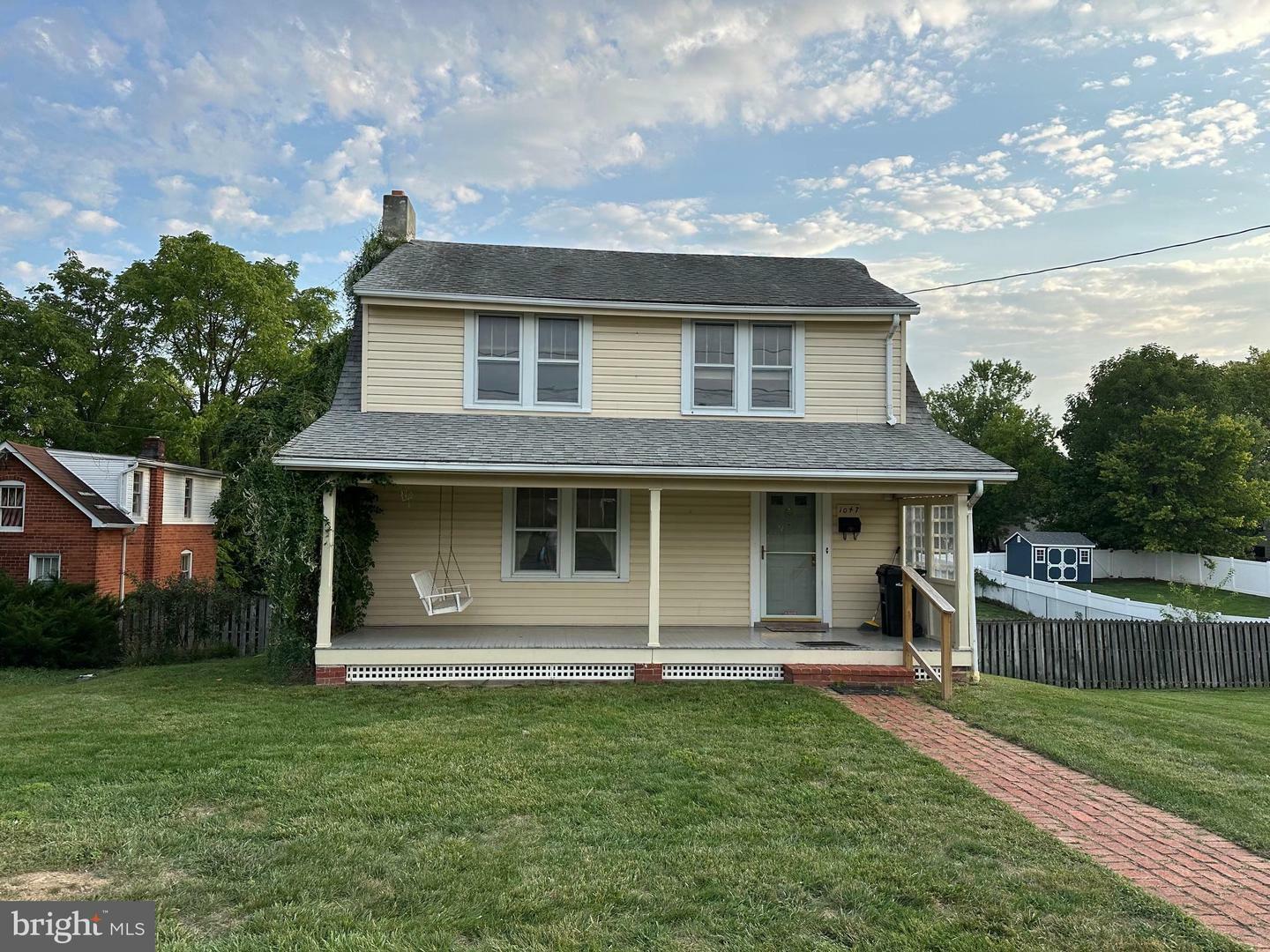 Property Photo:  1047 Woodland Avenue  VA 22601 