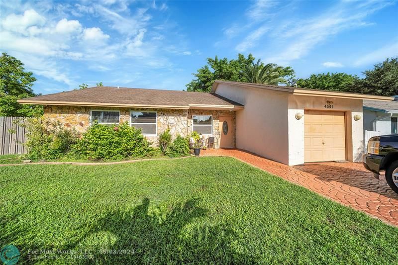 Property Photo:  4541 NW 95th Ave  FL 33351 