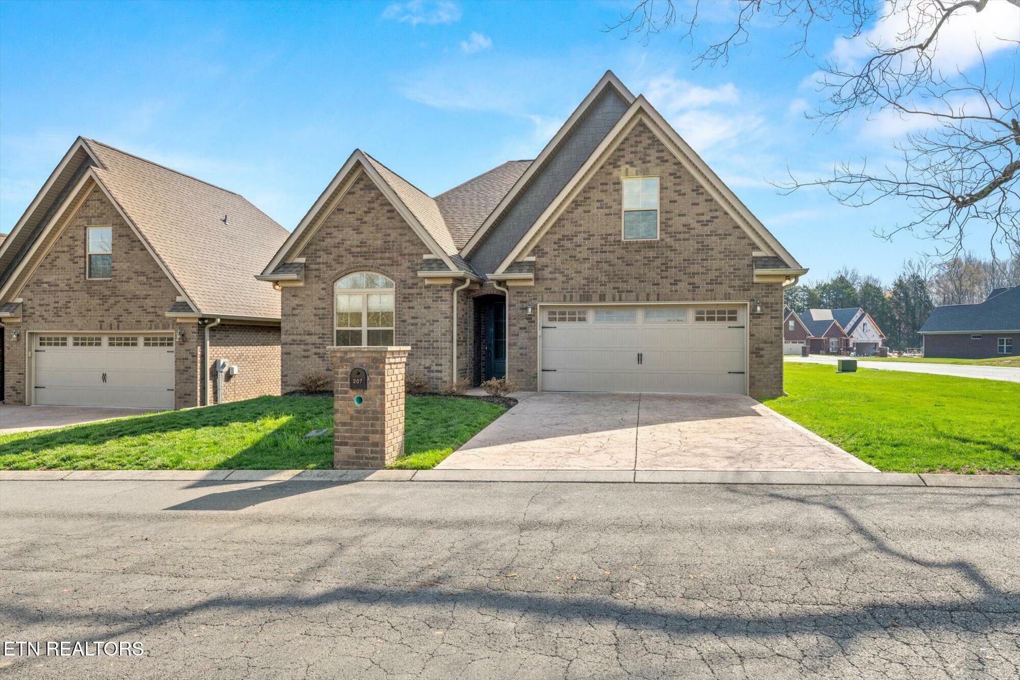 Property Photo: 207 Zion Cv Lane TN 37329
