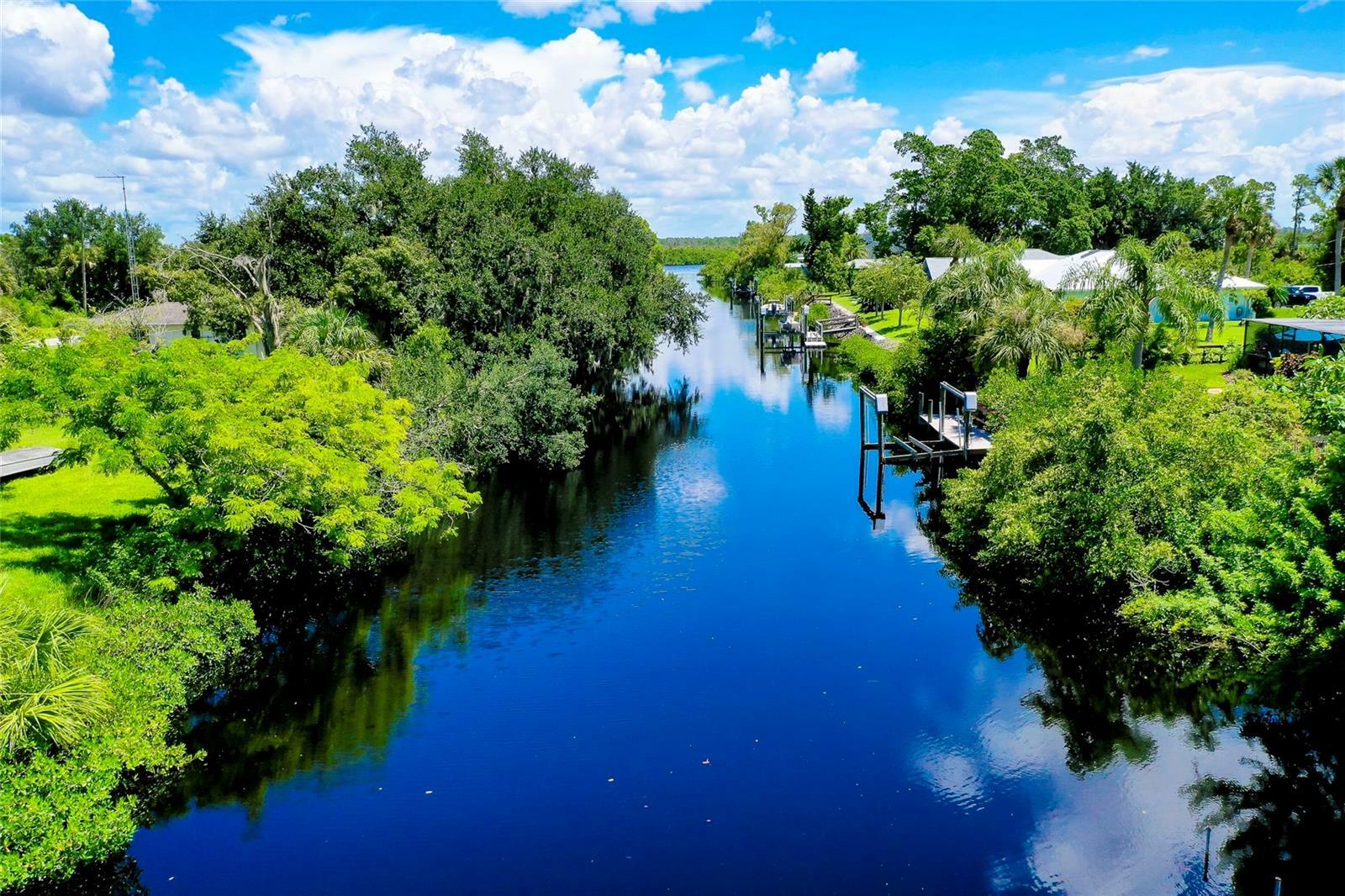 Property Photo:  9027 E River Road  FL 34293 