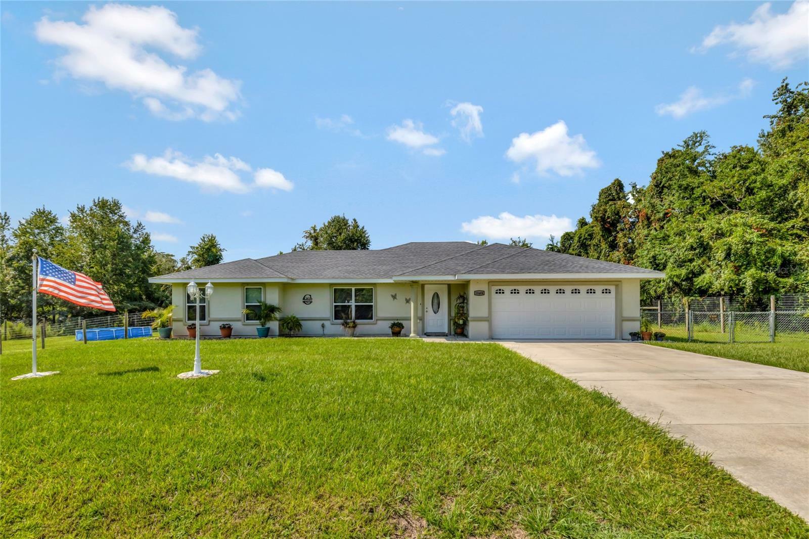 Property Photo:  10604 SE 146th Lane  FL 34491 